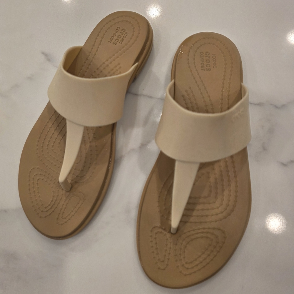 Crocs Iconic Comfort Tulum #206752 Vanilla Ivory synthetic flip flops size 5